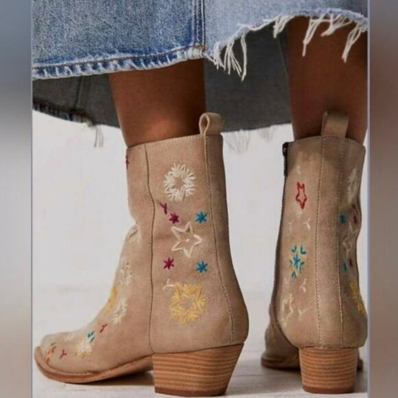 NEW FREE PEOPLE Women's 39 US 8.5 Bowers Embroidered Boot Cowgirl Festival Boho - Picture 4 of 16